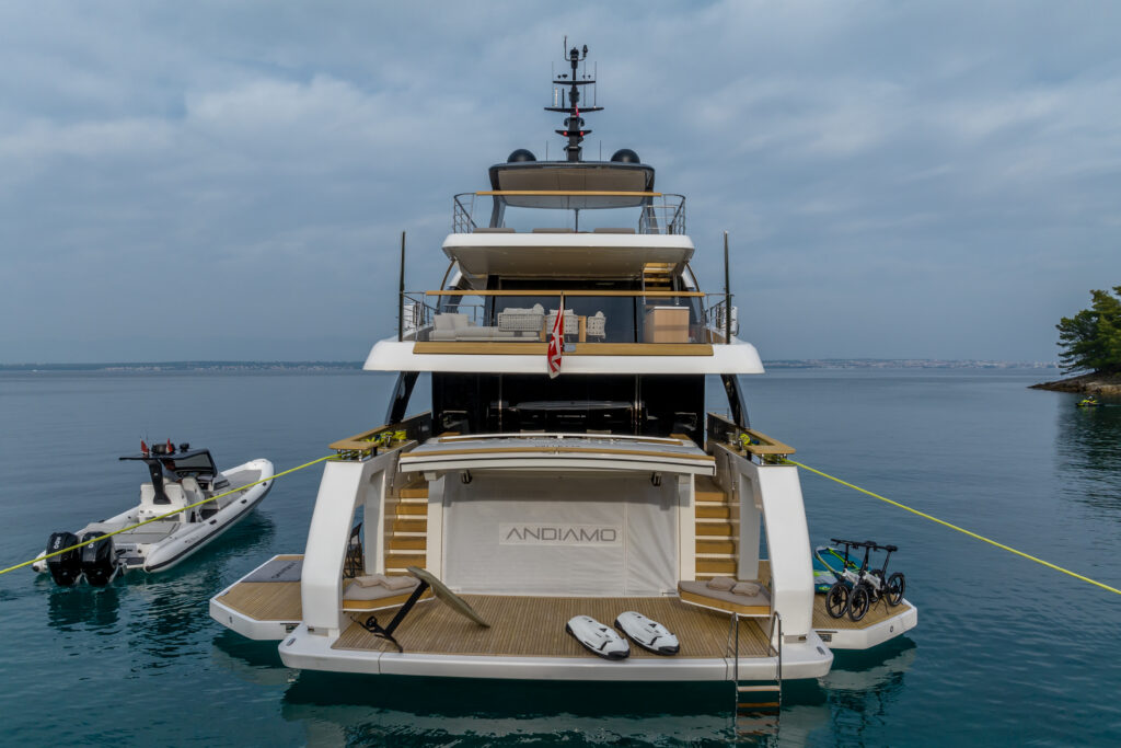 Andiamo yacht charter