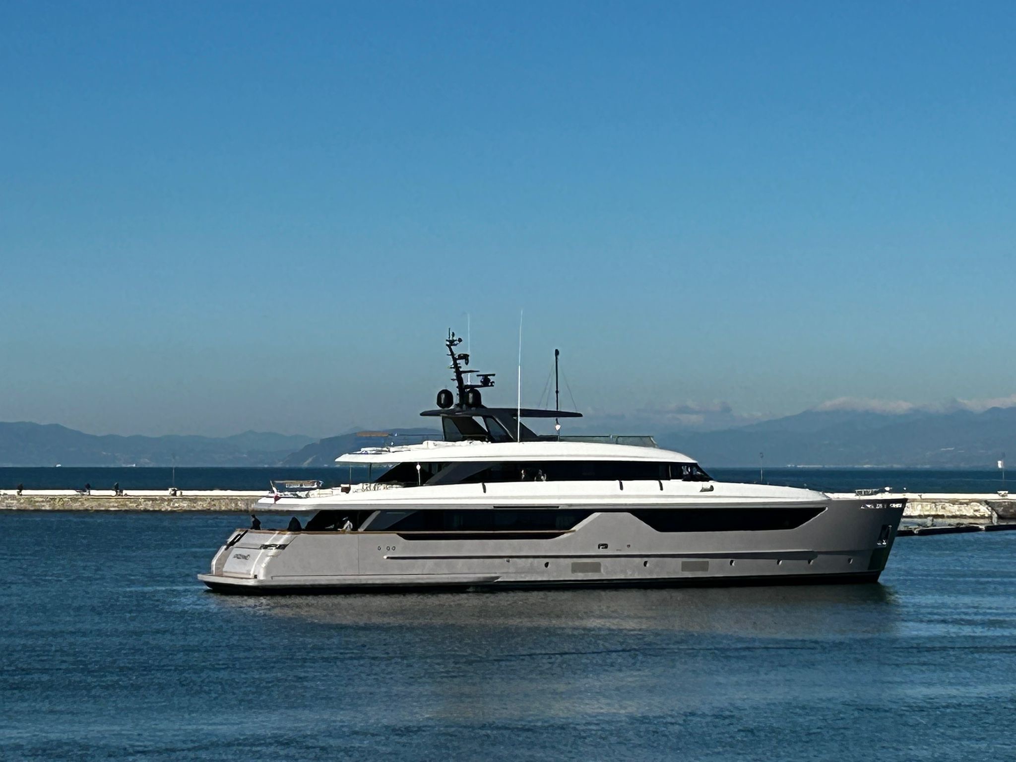 Sanlorenzo SD132 - Andiamo yacht charter