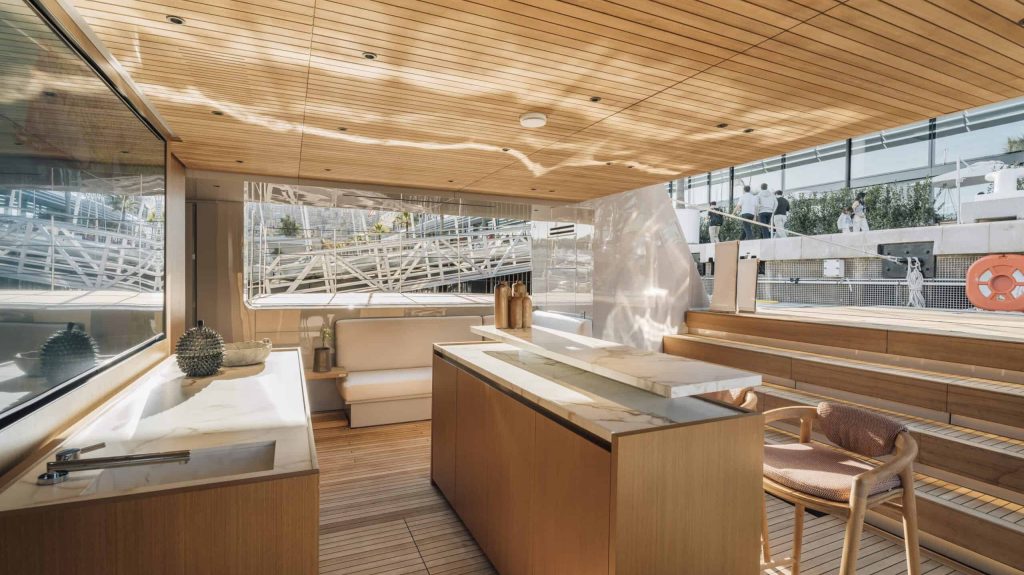 Aft Deck_Andiamo-TYV 007