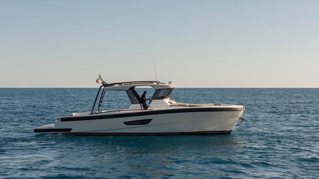 BG42-motor-yacht-for-sale-exterior-image-18