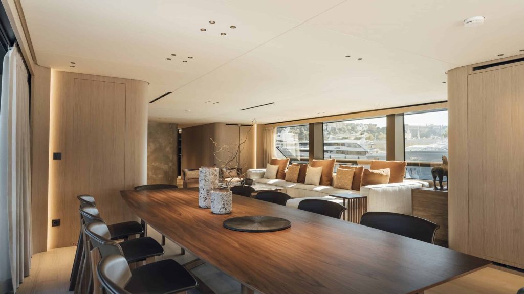 Bridge Deck Saloon_Andiamo-TYV 004