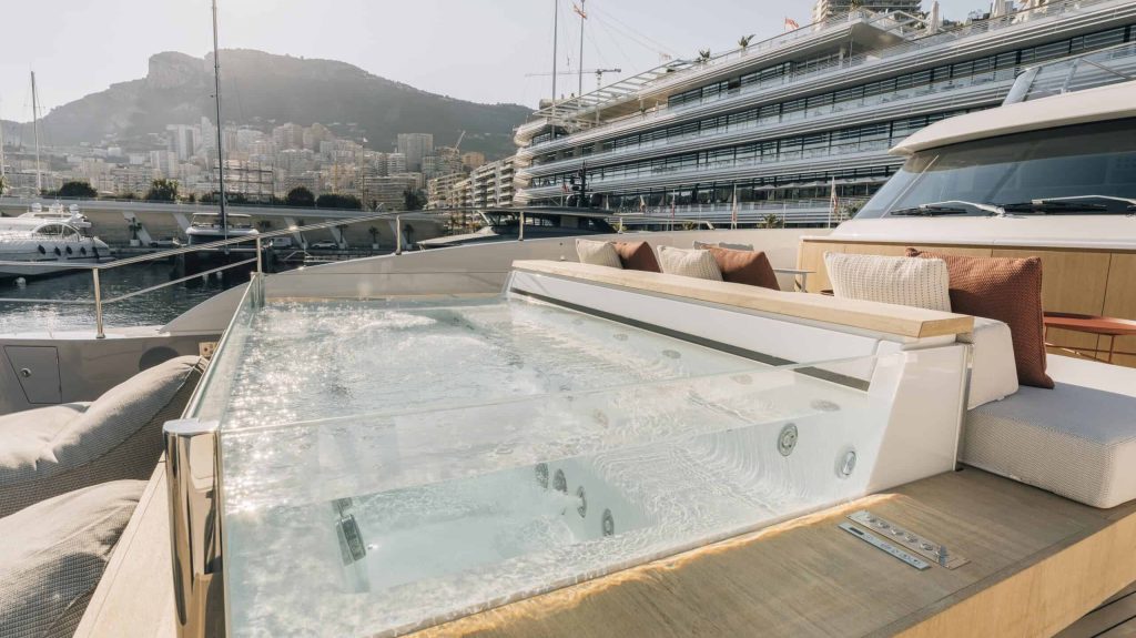 Bridge Deck_Andiamo-TYV 006