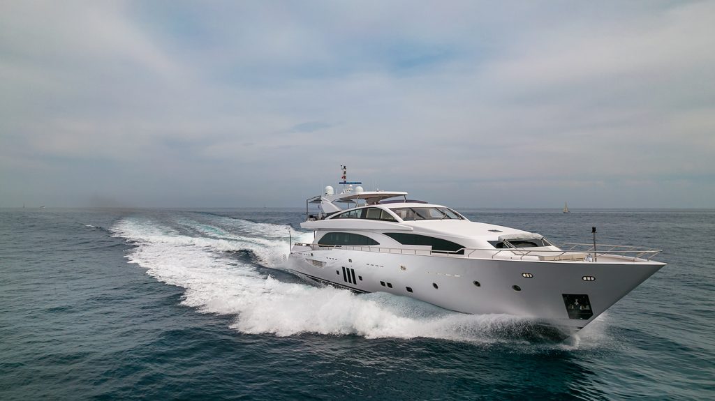 M/Y Millesime - cruising