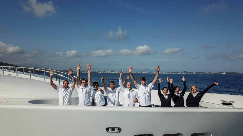 M/Y Luisa - crew